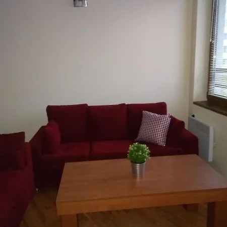 Spacious In Apartamento